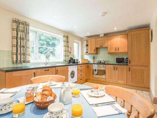 Cottage | Interior