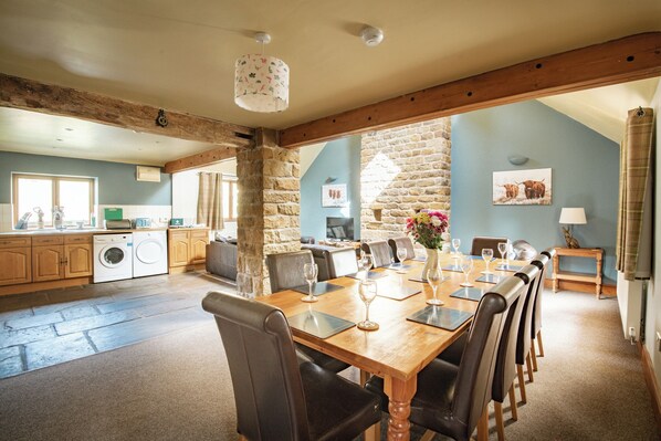 Cottage | Interior
