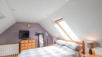 Cottage | Interior