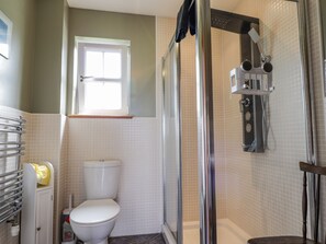Chaumière | Salle de bain | Douche, séchoir à cheveux