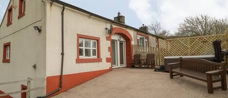 平房 | 住宿正面