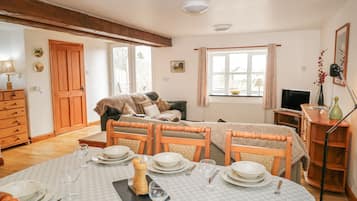 Cottage | Interior