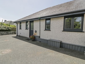 Cottage | Exterior