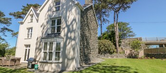 Tyddyn Goronwy