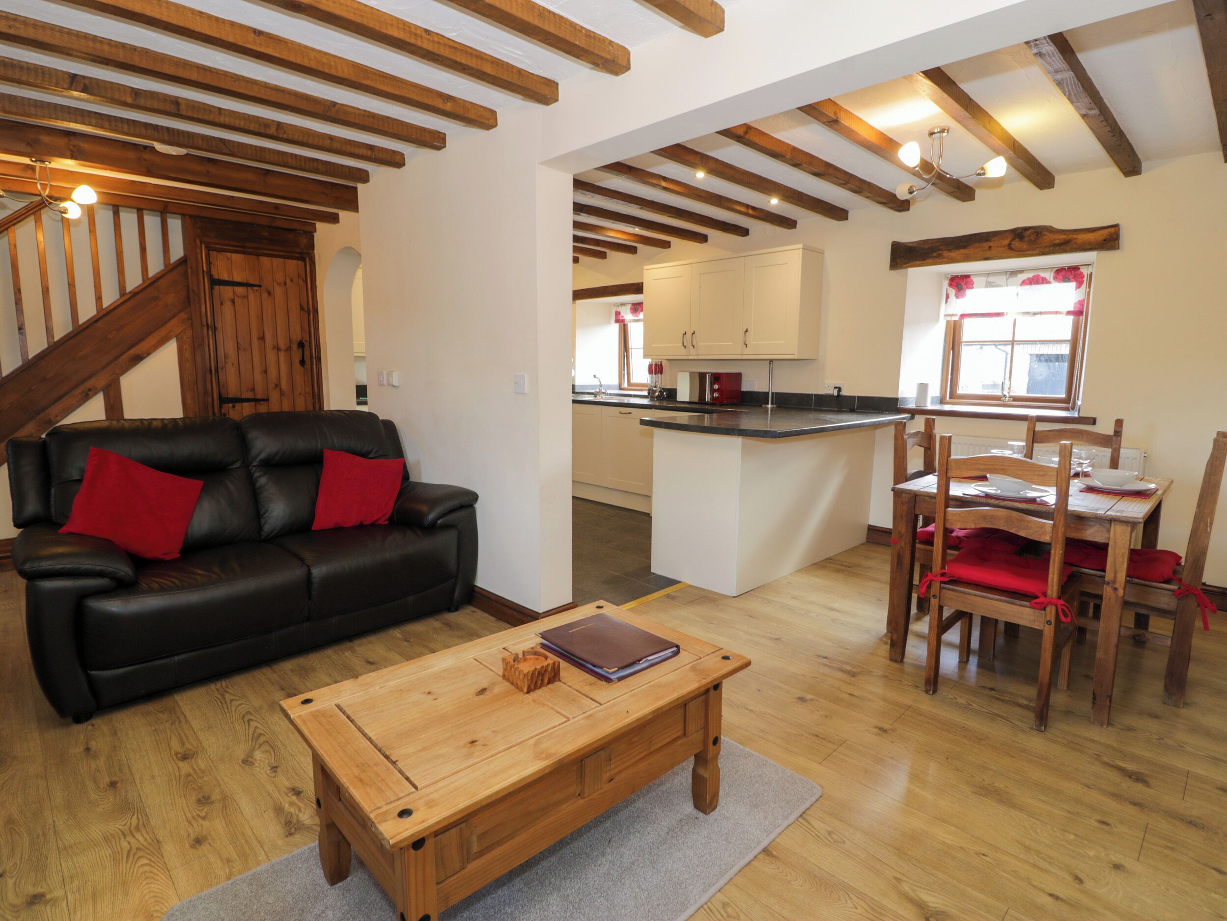 Cottage | Interior