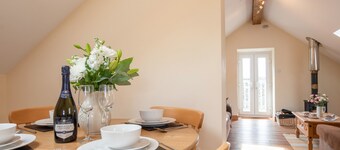 Hendre Cottage
