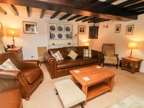 Cottage | Interior