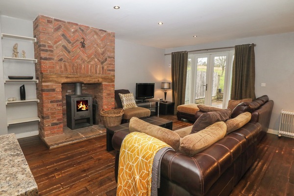 Cottage | Interior