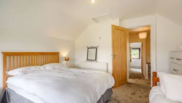 Cottage | Interior