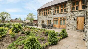 Cottage | Exterior