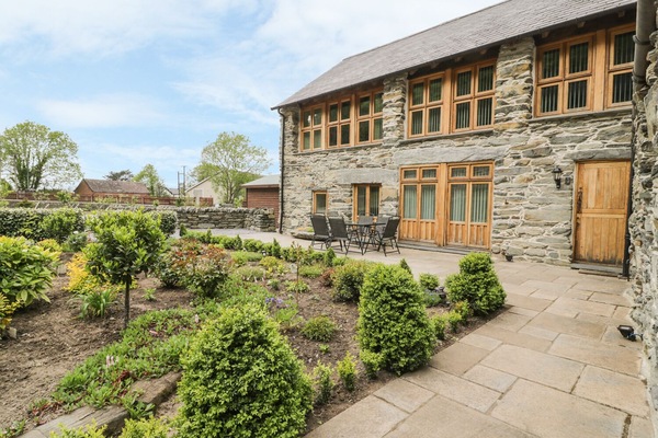 Cottage | Exterior
