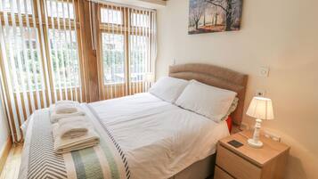 2 habitaciones, decoración personalizada y muebles diferentes