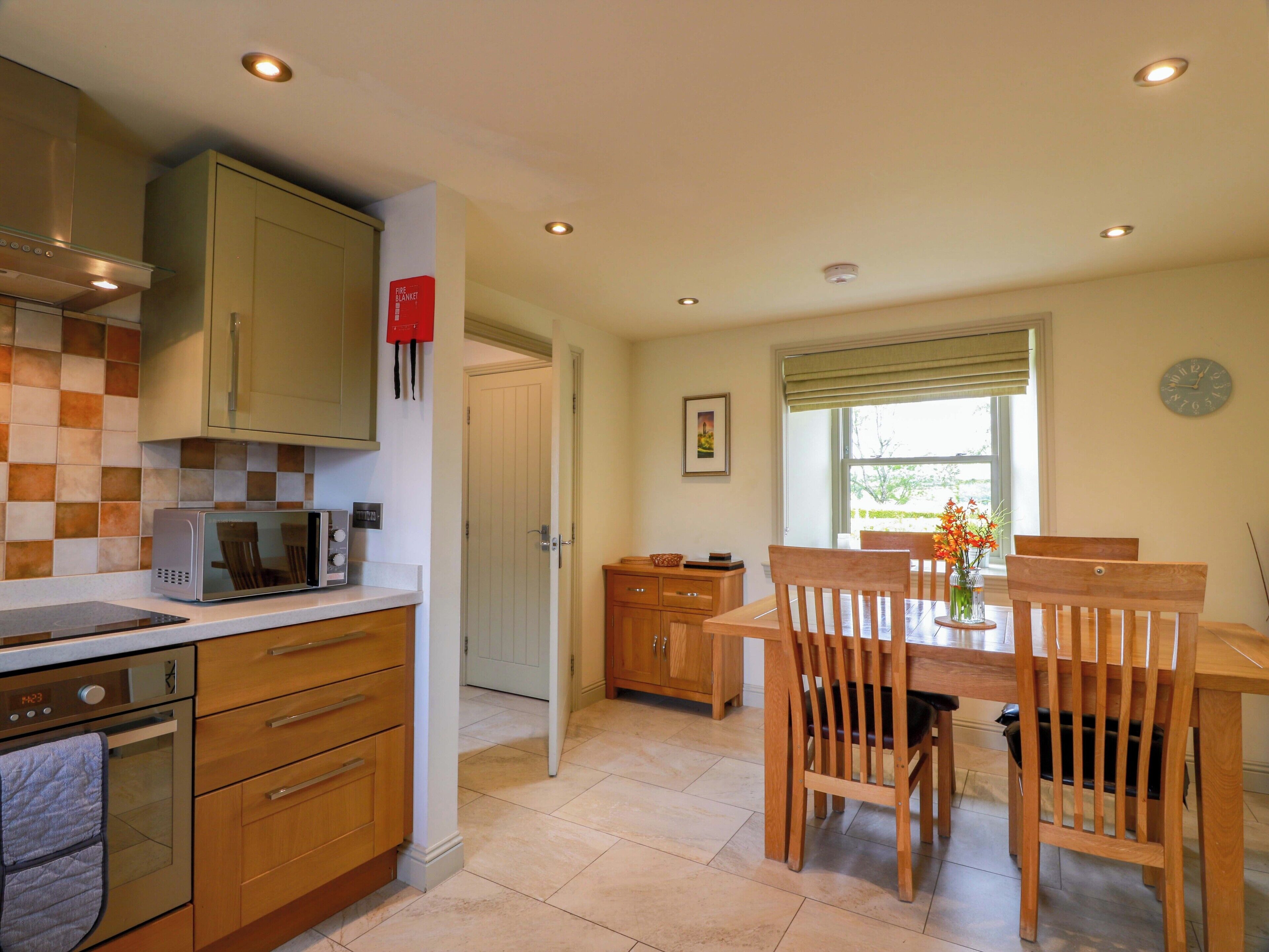 Cottage | Interior