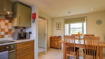 Cottage | Interior