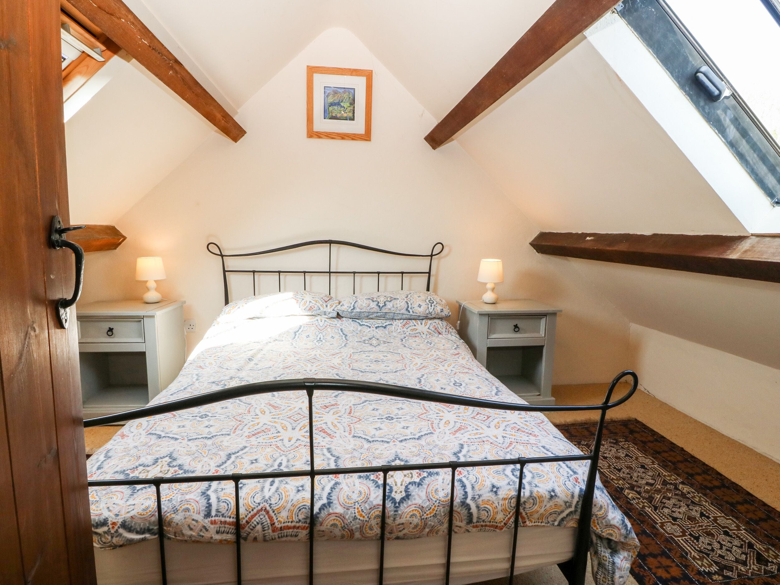 Stuga | 2 sovrum, individuell inredning, unika möbler och gratis wi-fi