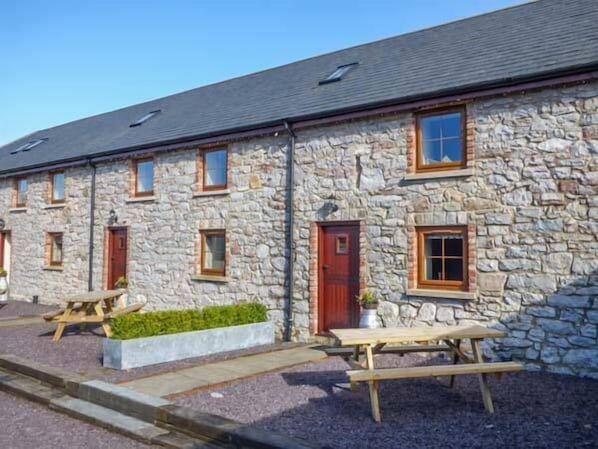 Exterior - Stabal-y-gwedd (Abergele)