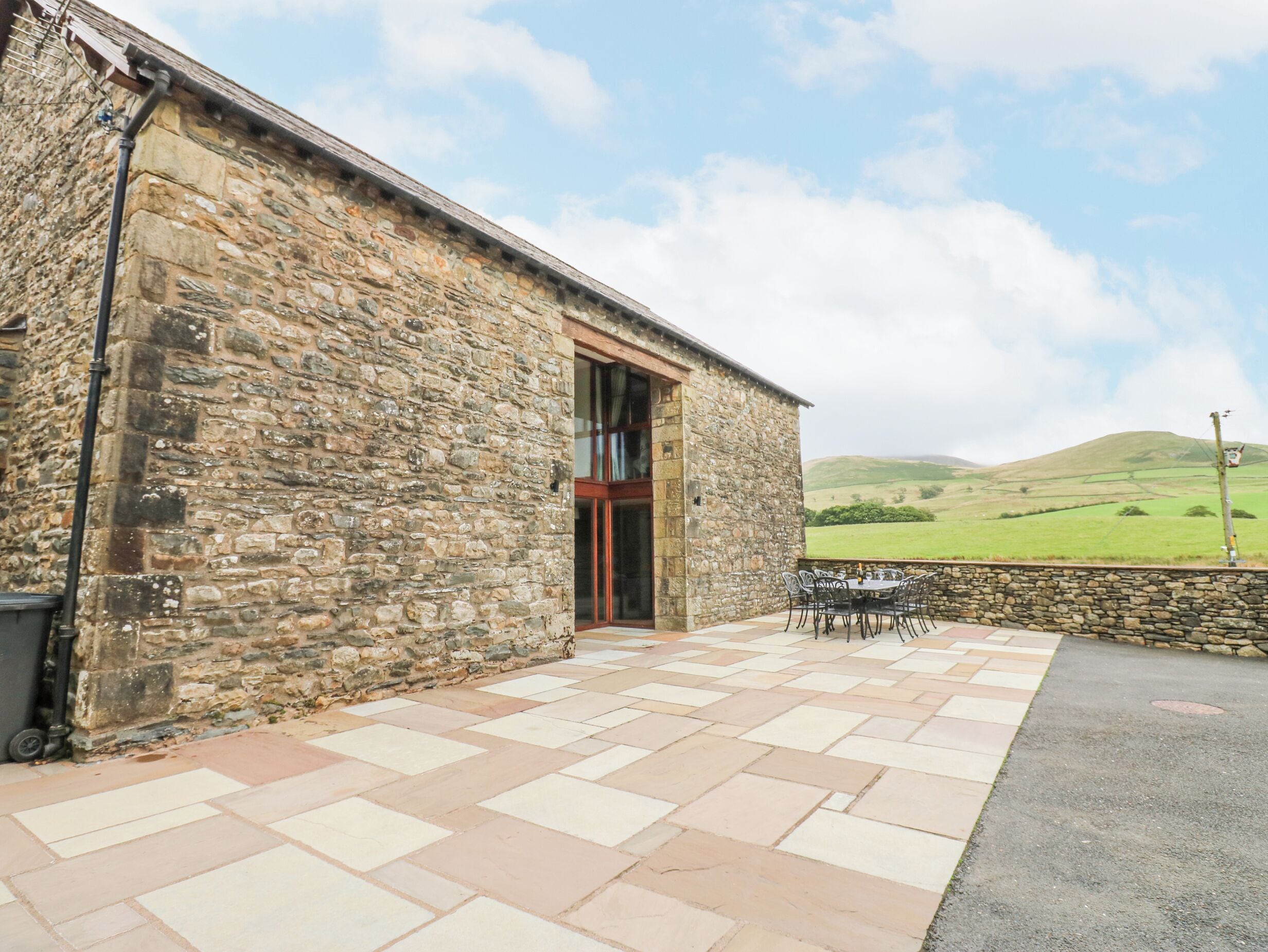 Cottage | Outdoor dining