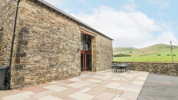 Cottage | Outdoor dining