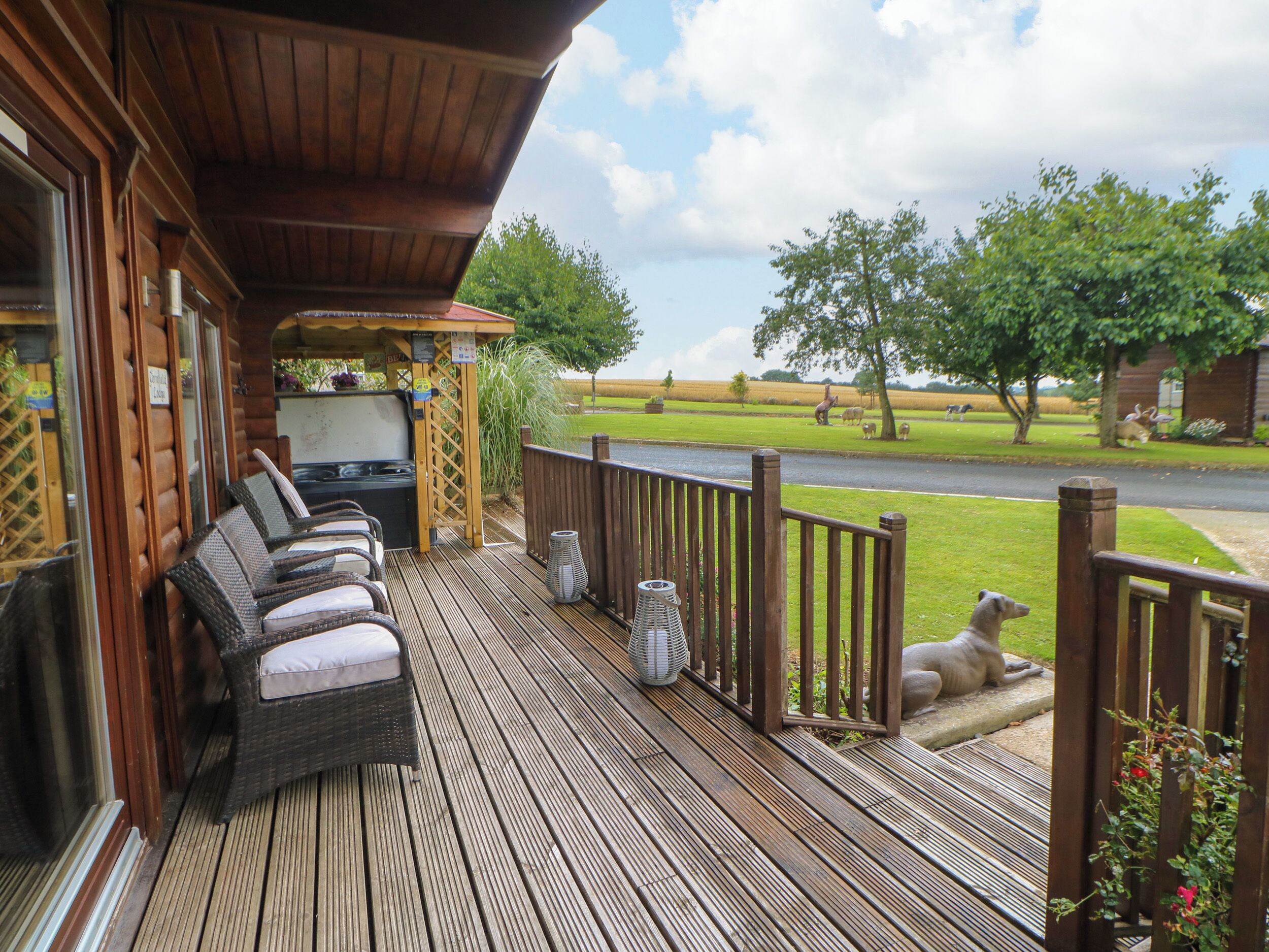 Cottage | Property grounds