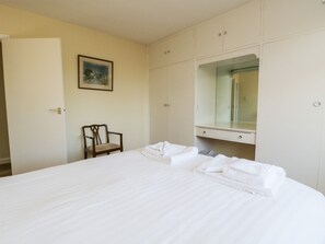 Cottage | Individually decorated, individually furnished, free WiFi