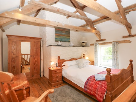 Cottage | 3 bedrooms, individually decorated, individually furnished, free WiFi