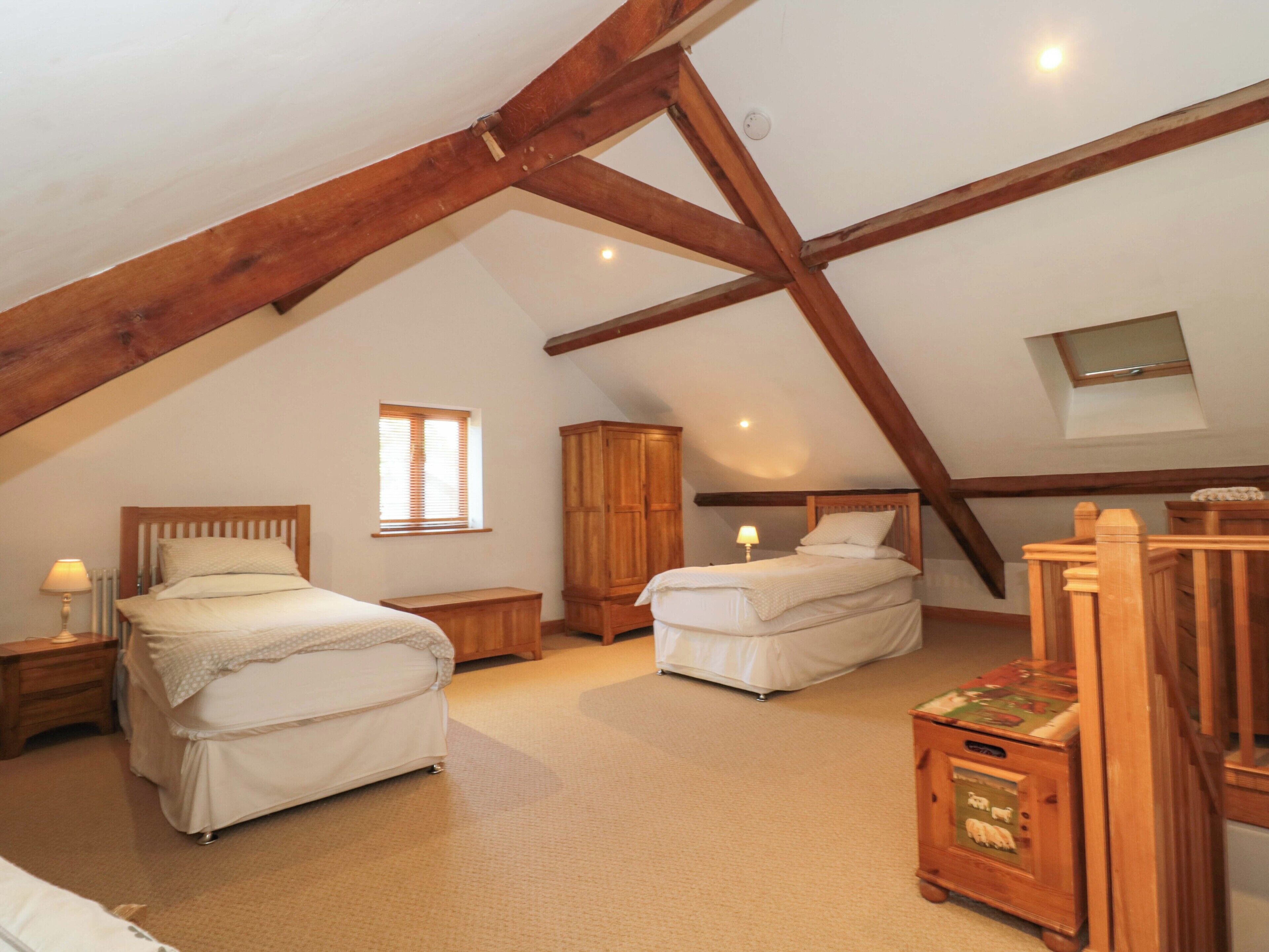 3 bedrooms, individually decorated, individually furnished, free WiFi
