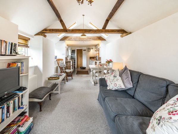 Cottage | Interior - Owl's Nest (York)