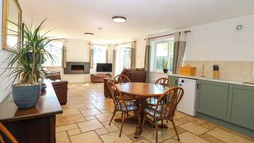Cottage | Interior