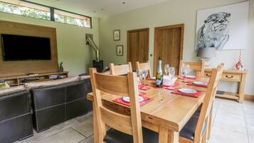 Cottage | Interior