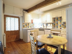 Cottage | Private kitchen | Dishwasher, highchair, cookware/dishes/utensils - Stabal Cottage (Dolgellau)