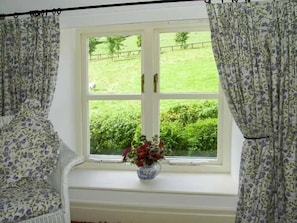 Cottage | Bahagian dalam