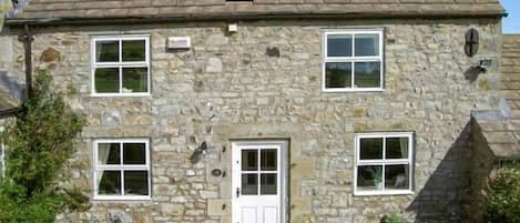 Cottage | Façade de l’hébergement