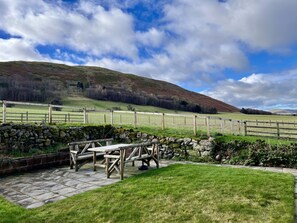 Cottage | Property grounds