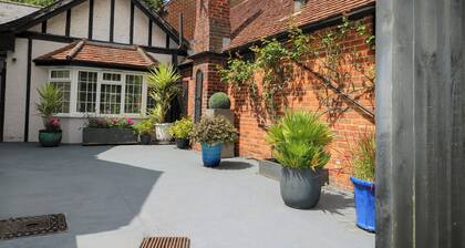 Woodend Annexe