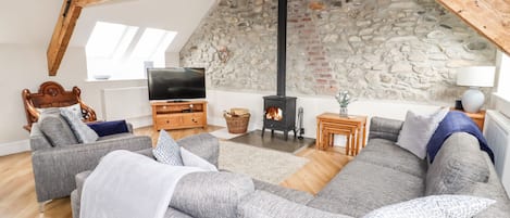 Cottage | Living area | TV, DVD player