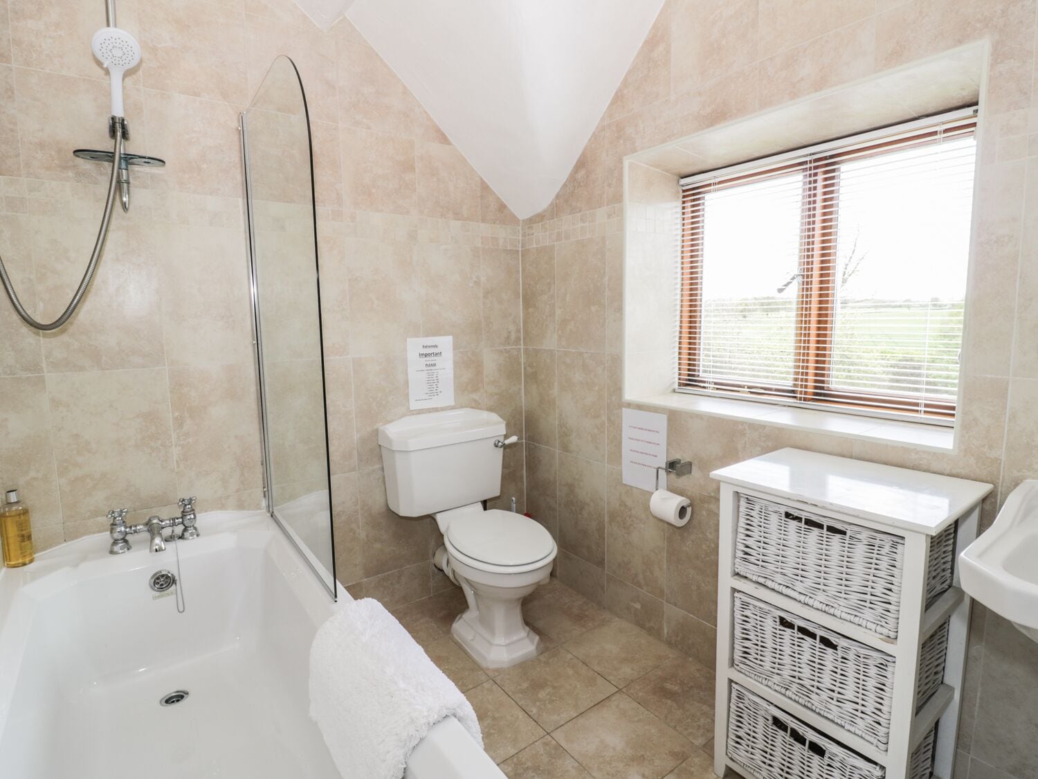 Cottage | Interior