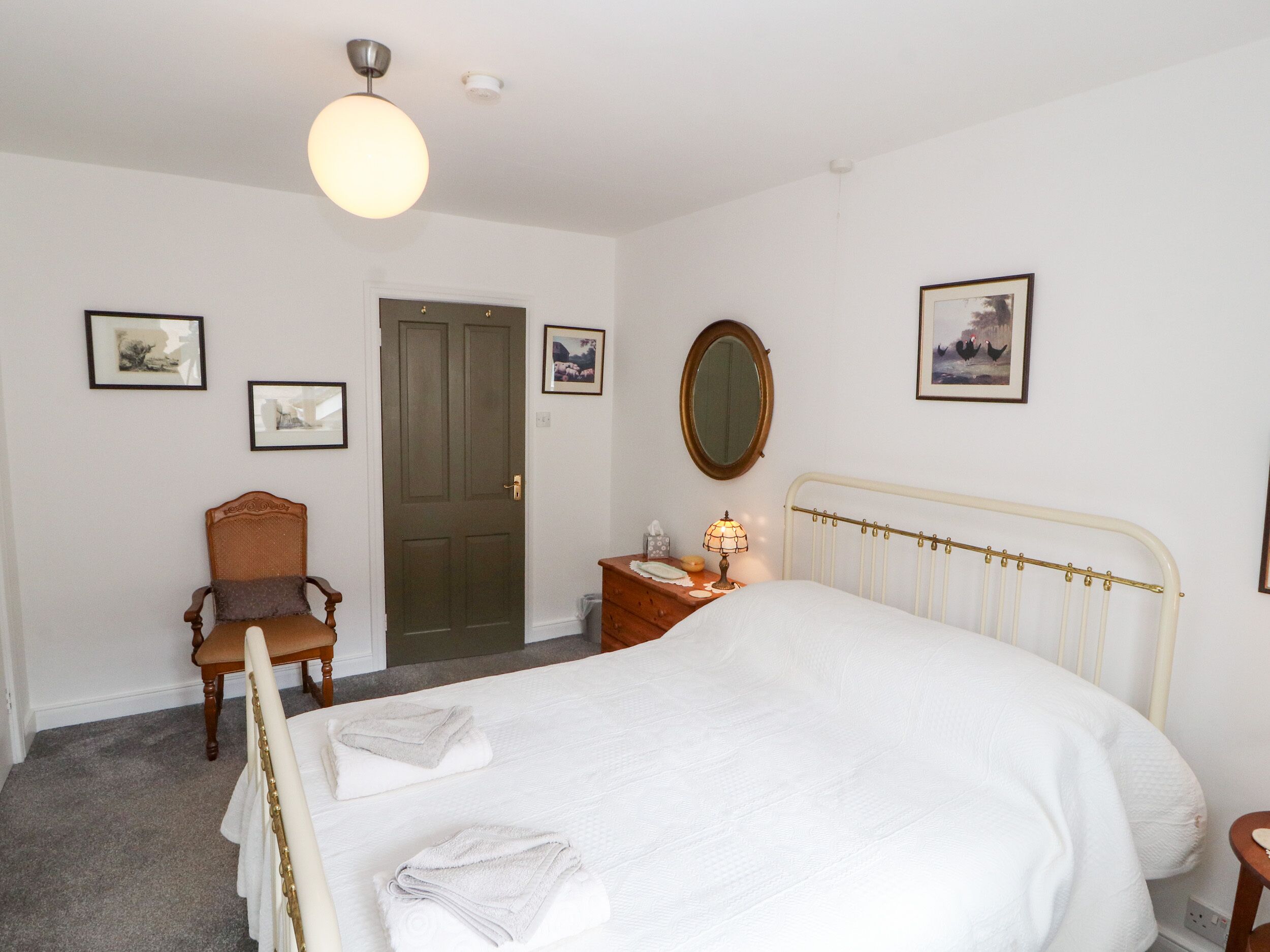 Cottage | 2 slaapkamers, individueel gedecoreerd, individueel gemeubileerd