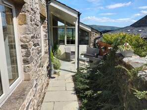 Cottage | Property grounds