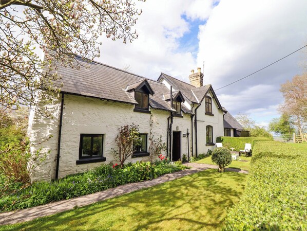Exterior - Penymaes (Oswestry)