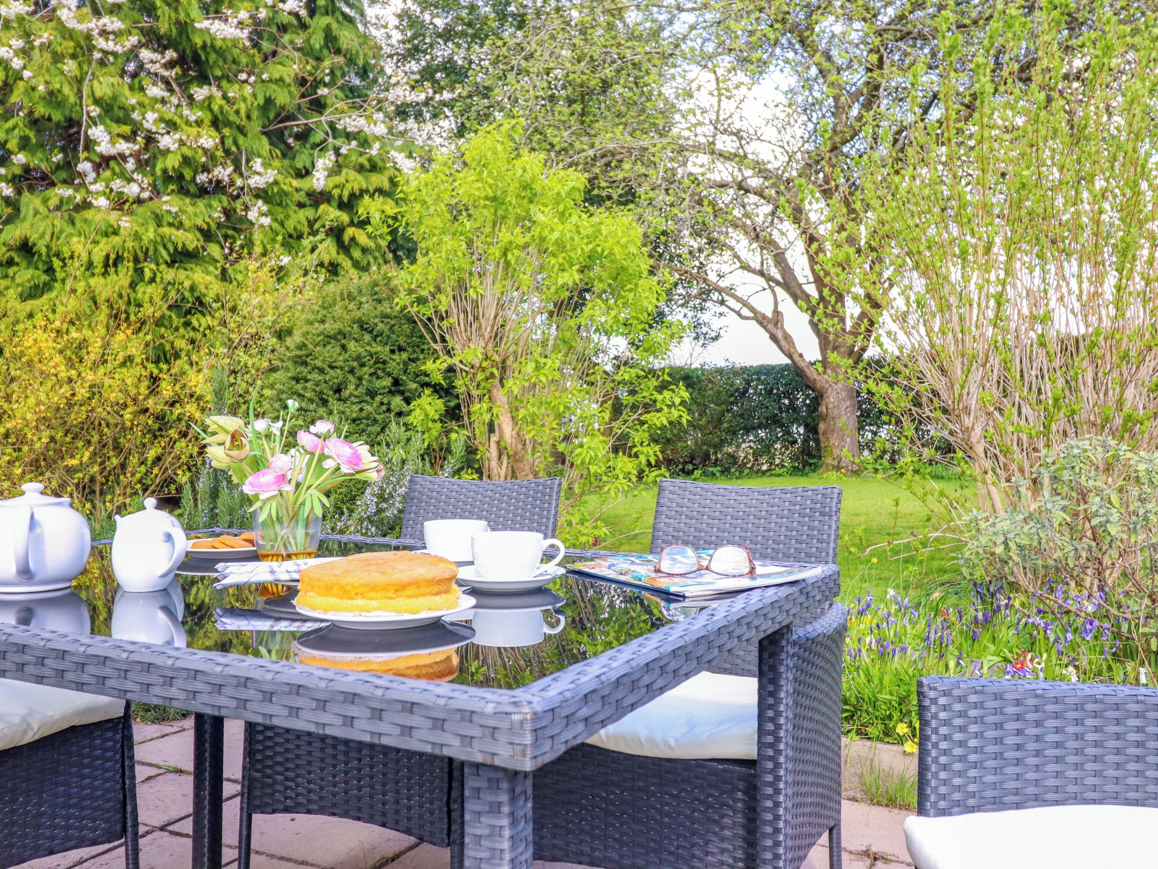 Cottage | Outdoor dining