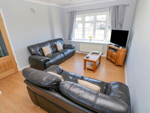 Cottage | Interior - Cann Ross (Tenby)