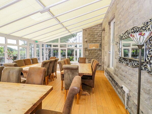Cottage | Interior