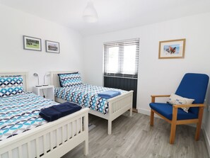 Cottage | 3 bedrooms, individually decorated, individually furnished, free WiFi
