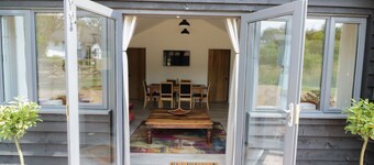 Whitehands Farm Barn