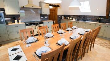 Cottage | Interior