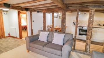 Cottage | Interior