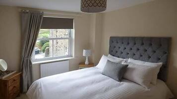 Cottage | 3 bedrooms, individually decorated, individually furnished, free WiFi