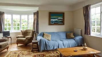 Cottage | Interior