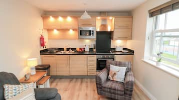 Casa de campo | Cocina privada | Microondas, placa de cocina, lavavajillas y trona infantil