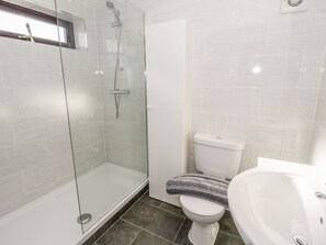 Cottage | Bathroom | Shower - Boathouse (Conwy)